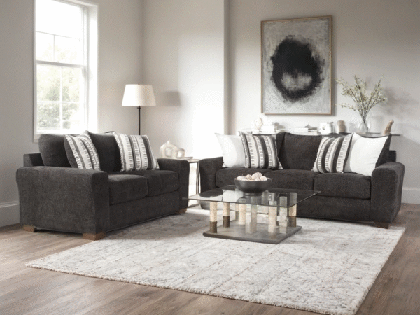 Behold 2535 Sofa & Loveseat Set