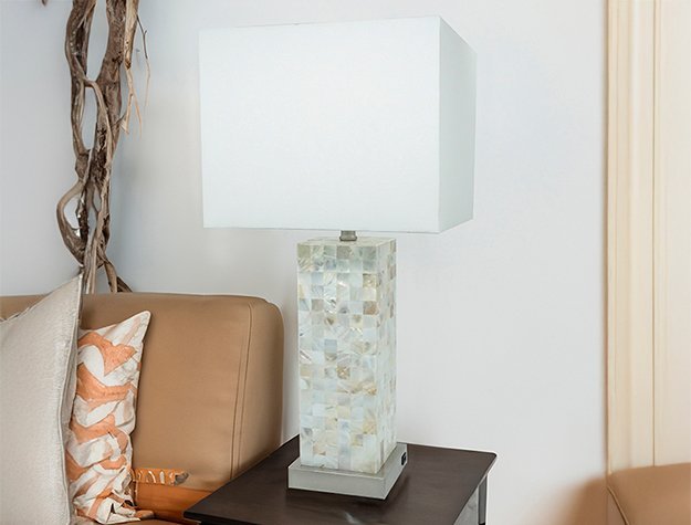 6212T TABLE LAMP