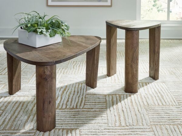 A4000604 Accent Cocktail Table Set