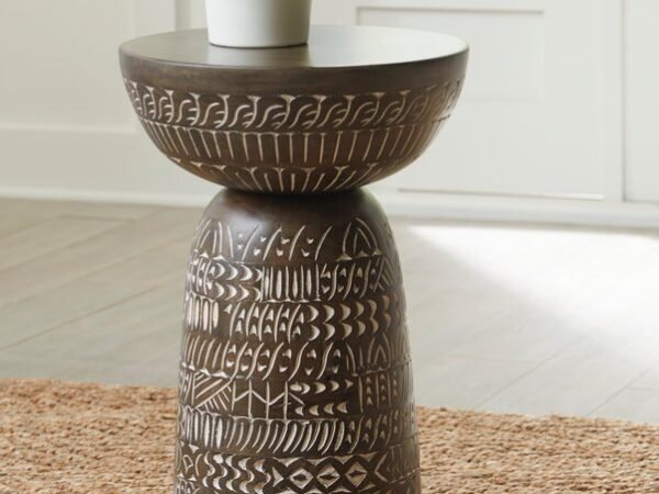 A4000622 Accent Table