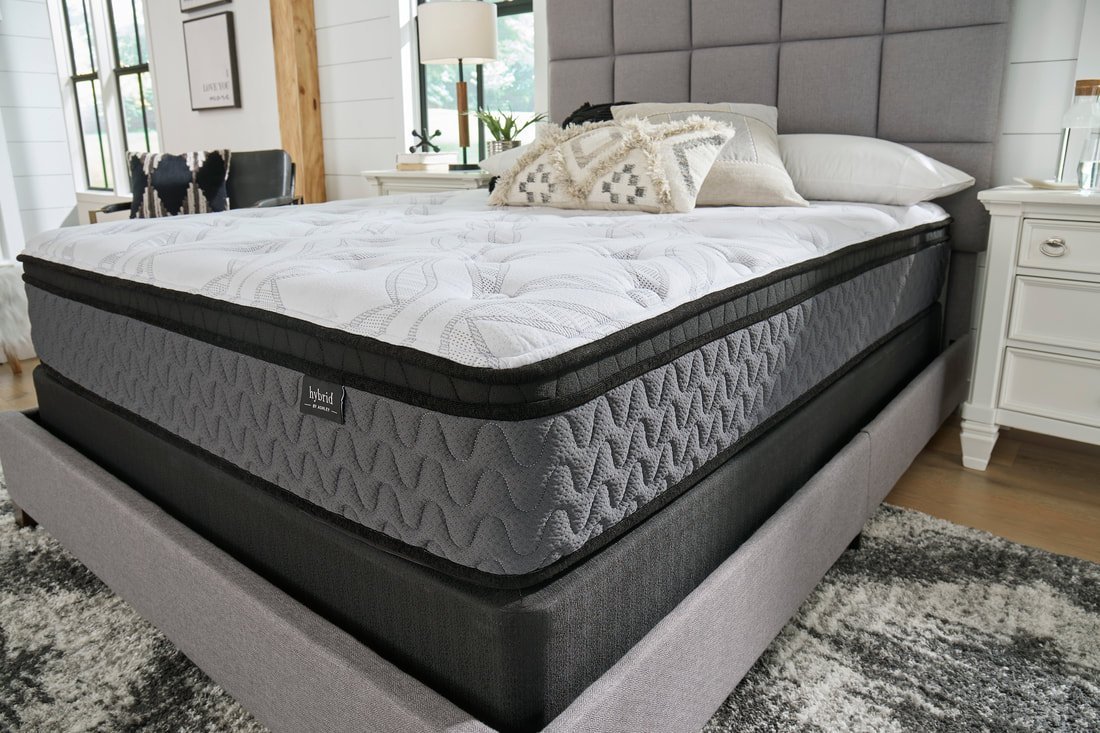 M590 - 12'' Hybrid Mattress