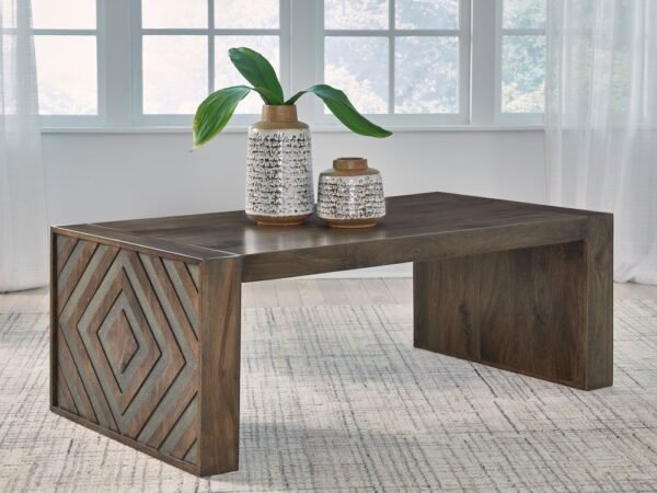 T567-1 - Cocktail Table