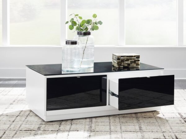 T756-1 Cocktail Table